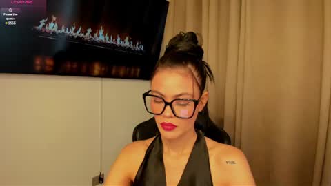 Keily brox online show from 12, 7, 2026