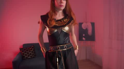 Snapshot of keira_knight chatting on 17, 4, 2026 keira_knight online show from 17, 4, 2026