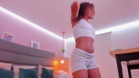 Keira River  online show from 1, 12, 2025