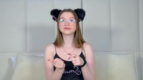 Keira online show from 12, 1, 2025