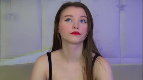 Keira online show from 14, 12, 2025