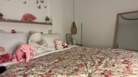 keira online show from 3, 12, 2025