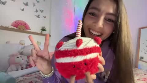 Snapshot of keirasworld chatting on 3, 8, 2026 keira online show from 3, 8, 2026