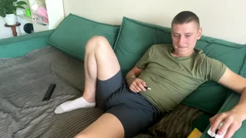 Snapshot of keksik__ chatting on 2, 6, 2026 keksik__ online show from 2, 6, 2026