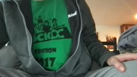 Snapshot of kelkun2828 chatting on 23, 11, 2025 kelkun2828 online show from 23, 11, 2025