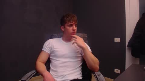 Snapshot of kellenwest chatting on 18, 12, 2025 KellenWest online show from 18, 12, 2025