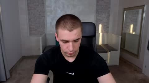 Snapshot of kellenwest chatting on 1, 5, 2026 KellenWest online show from 1, 5, 2026