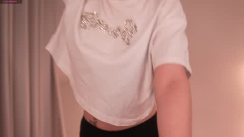  KELLY  online show from 8, 2, 2025