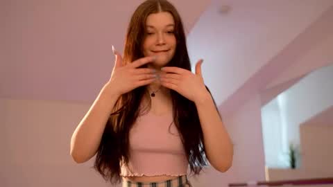  KELLY  online show from 25, 2, 2025