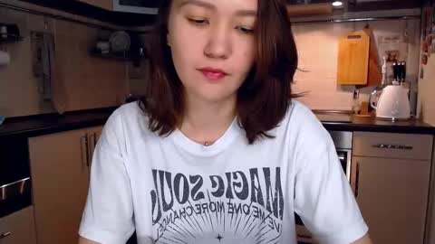 Snapshot of kelly_yon chatting on 23, 9, 2025 Kelly online show from 23, 9, 2025