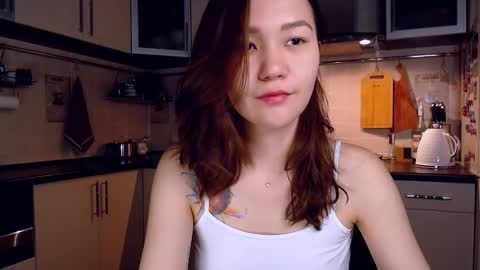 Snapshot of kelly_yon chatting on 3, 12, 2025 Kelly online show from 3, 12, 2025