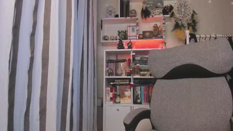 Snapshot of kellyasian chatting on 7, 1, 2026 Leia online show from 7, 1, 2026