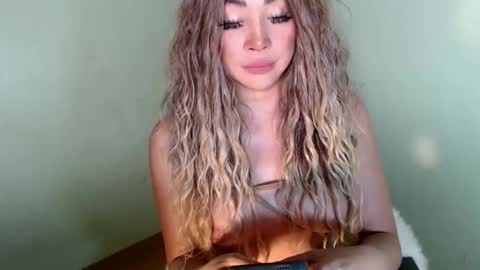 its me KELLY online show from 22, 2, 2026