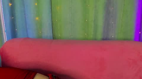 Kellyfiery online show from 5, 4, 2026