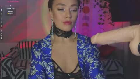 KellyFouler online show from 9, 11, 2025