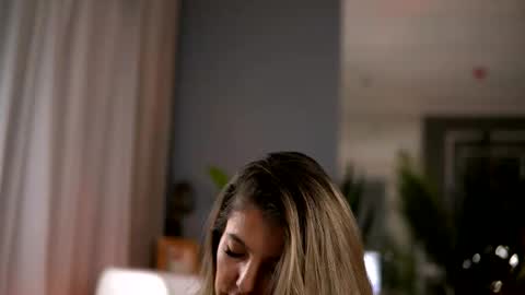 Snapshot of kellymathews chatting on 5, 11, 2025 Denise online show from 5, 11, 2025