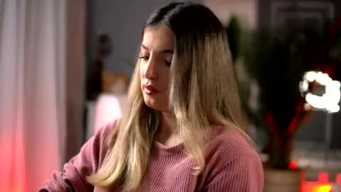 Snapshot of kellymathews chatting on 29, 11, 2025 Denise online show from 29, 11, 2025