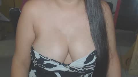 Snapshot of kellyshowpv chatting on 12, 3, 2025 Kellyshow online show from 12, 3, 2025