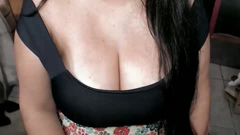 Snapshot of kellyshowpv chatting on 9, 9, 2025 Kellyshow online show from 9, 9, 2025