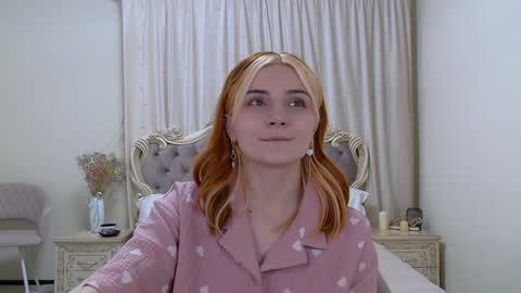 Kelly Stoneys online show from 5, 2, 2025