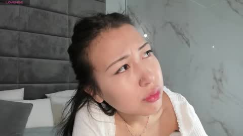 kellyy_bern online show from 4, 10, 2025