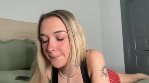 Snapshot of kelseyblu chatting on 1, 2, 2026 Kelsey Blu online show from 1, 2, 2026