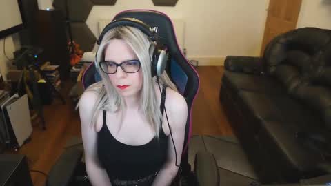 Snapshot of kelseycobalt chatting on 18, 2, 2025 kelseycobalt online show from 18, 2, 2025