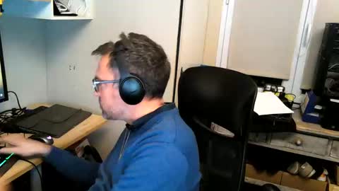 Snapshot of kelvin06133 chatting on 21, 1, 2025 kelvin06133 online show from 21, 1, 2025