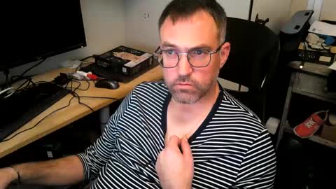 Snapshot of kelvin06133 chatting on 26, 1, 2025 kelvin06133 online show from 26, 1, 2025