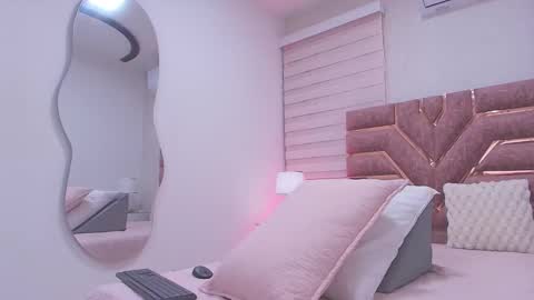 Snapshot of kemdall_lopez chatting on 14, 1, 2026 kemdall lopez online show from 14, 1, 2026