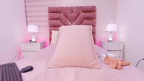 Snapshot of kemdall_lopez chatting on 8, 2, 2026 kemdall lopez online show from 8, 2, 2026