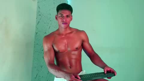 Snapshot of ken__owensx chatting on 1, 10, 2025 ken__owensx online show from 1, 10, 2025