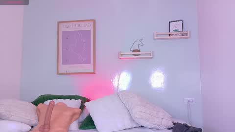   online show from 6, 11, 2025