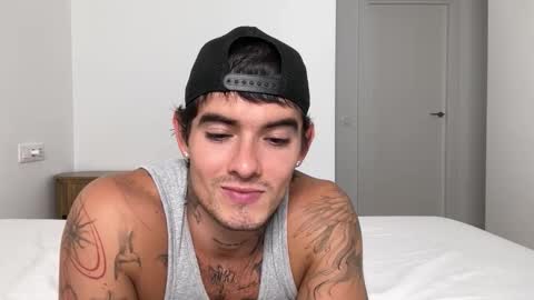 Snapshot of kenboyea_ chatting on 17, 9, 2025 luis carlos esteban online show from 17, 9, 2025