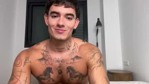 Snapshot of kenboyea_ chatting on 22, 9, 2025 luis carlos esteban online show from 22, 9, 2025