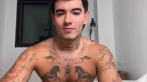 Snapshot of kenboyea_ chatting on 26, 9, 2025 luis carlos esteban online show from 26, 9, 2025