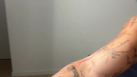 Snapshot of kenboyea_ chatting on 9, 10, 2025 luis carlos esteban online show from 9, 10, 2025