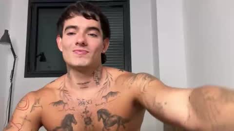 Snapshot of kenboyea_ chatting on 10, 10, 2025 luis carlos esteban online show from 10, 10, 2025