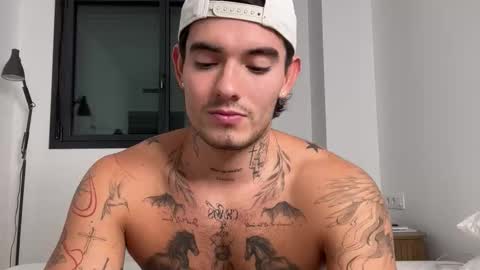 Snapshot of kenboyea_ chatting on 16, 10, 2025 luis carlos esteban online show from 16, 10, 2025