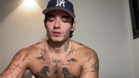 Snapshot of kenboyea_ chatting on 17, 11, 2025 luis carlos esteban online show from 17, 11, 2025