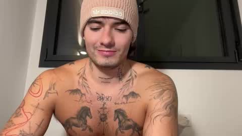 Snapshot of kenboyea_ chatting on 18, 11, 2025 luis carlos esteban online show from 18, 11, 2025