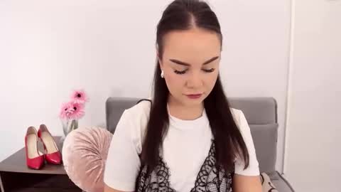 KendalDaisy online show from 22, 12, 2025