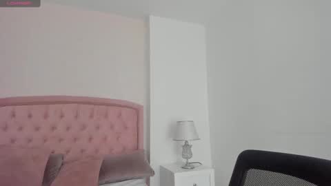 Snapshot of kendall__fox chatting on 26, 9, 2025 Kendall online show from 26, 9, 2025