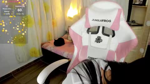 Snapshot of kendall_houle_ chatting on 18, 1, 2026 KendallHoule online show from 18, 1, 2026