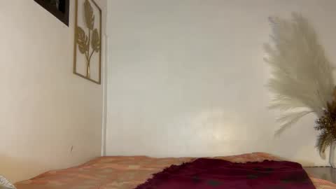 Snapshot of kendall_sue chatting on 8, 10, 2025 kendall_sue online show from 8, 10, 2025