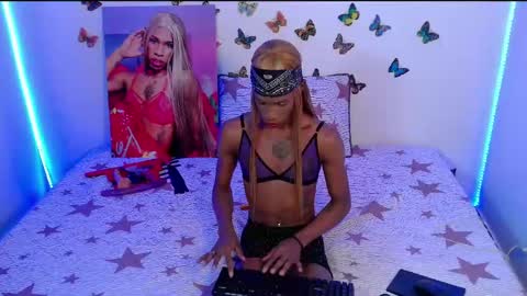 Snapshot of kendallgil chatting on 3, 2, 2025 kendallgil online show from 3, 2, 2025