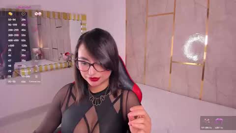 Kendall online show from 12, 10, 2025