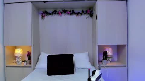 Snapshot of kendallrosse1 chatting on 27, 12, 2024 Kendal online show from 27, 12, 2024