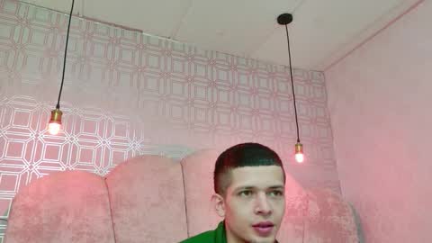 Kendall and Taylor online show from 25, 11, 2025