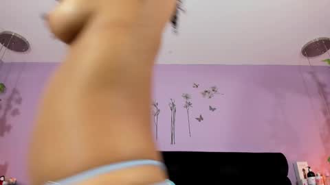 Snapshot of kendallwings chatting on 3, 12, 2025 kendallwings online show from 3, 12, 2025